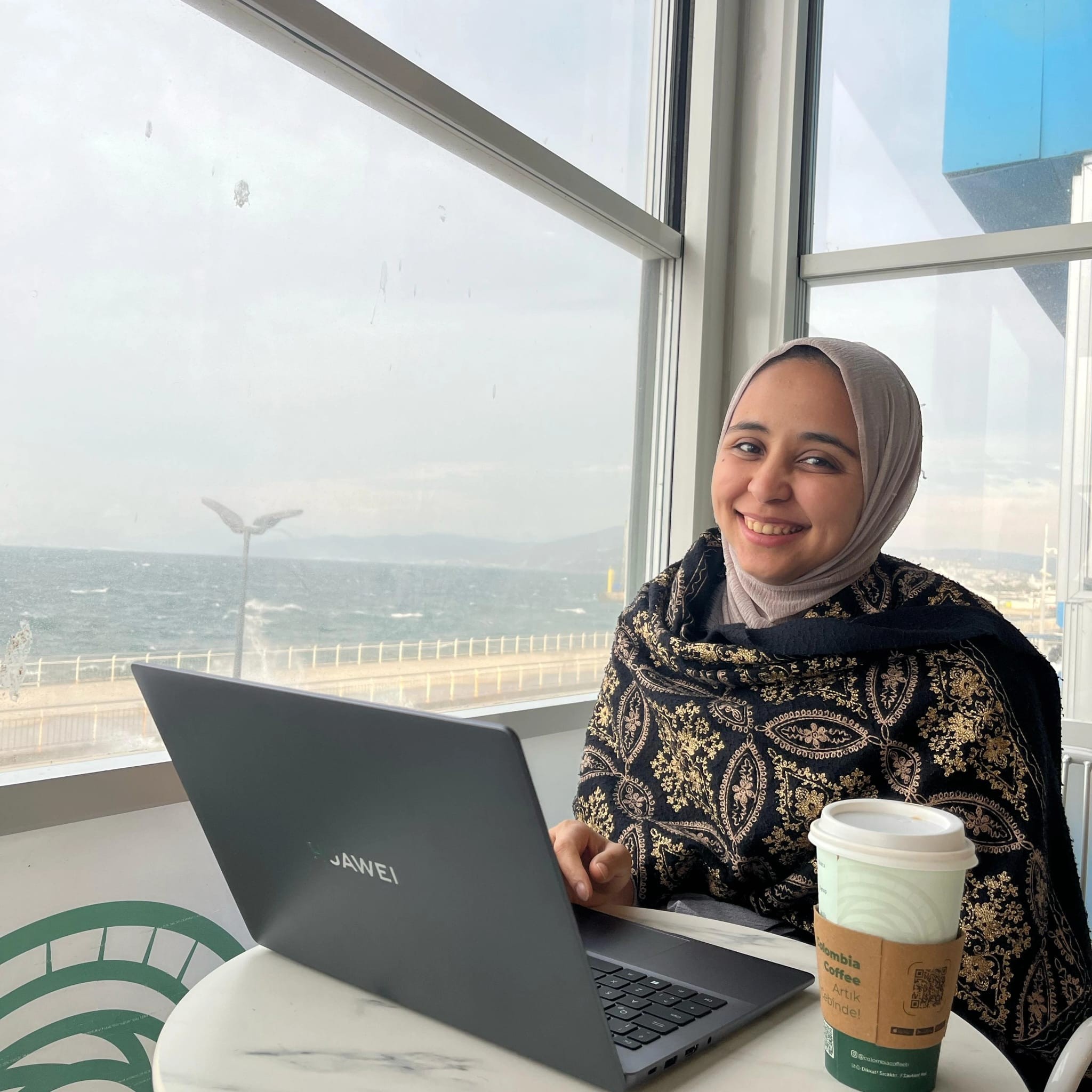 الكوتش هديل الحسنات